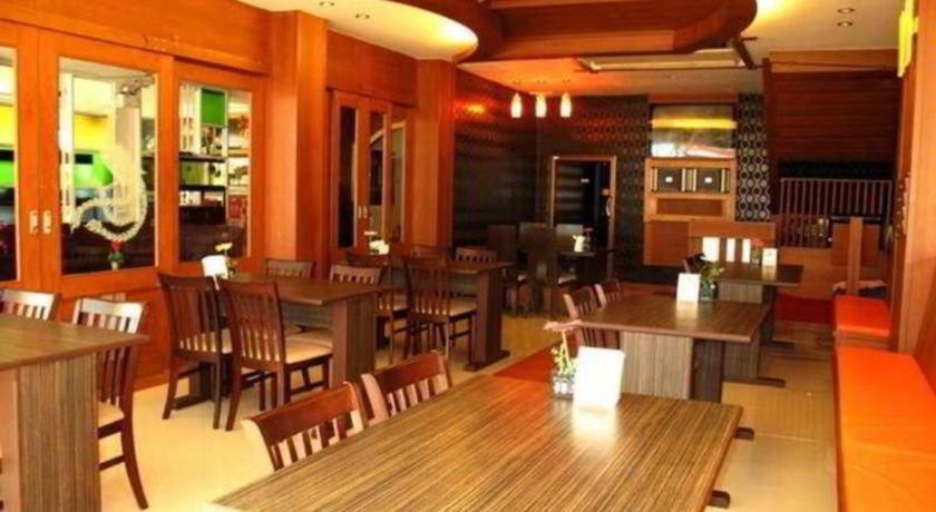 Triple Rund Place Hotel Patong Exterior foto