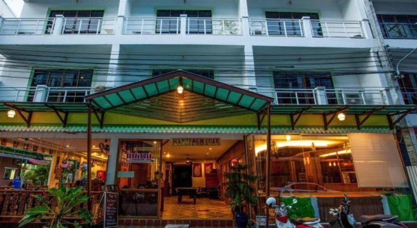 Triple Rund Place Hotel Patong Exterior foto